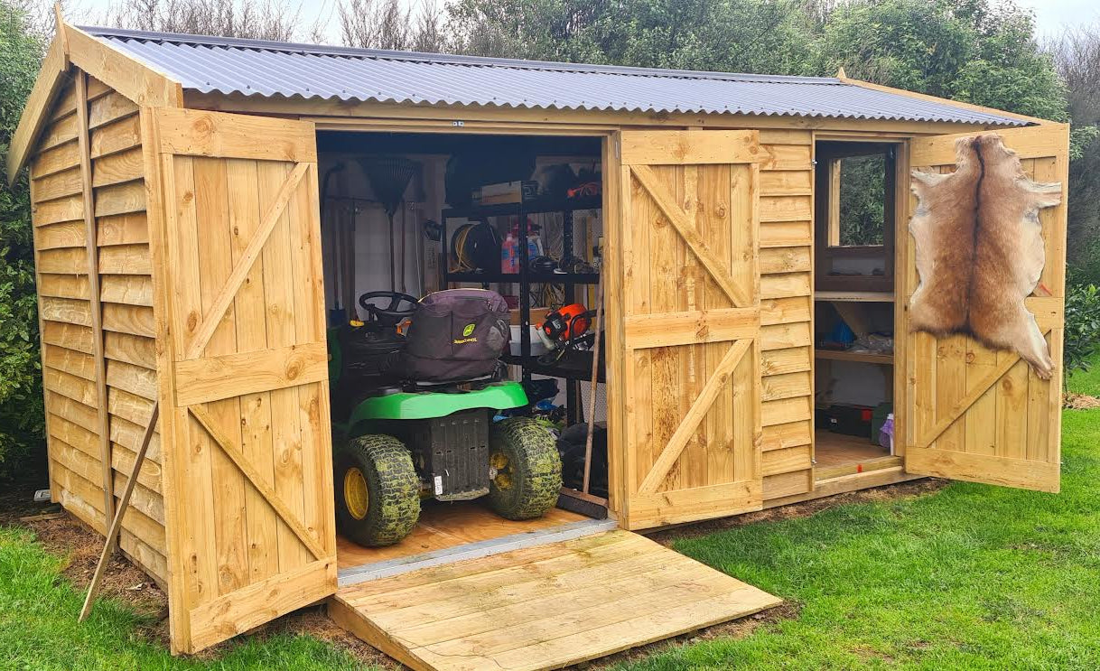 Lawnmower shed